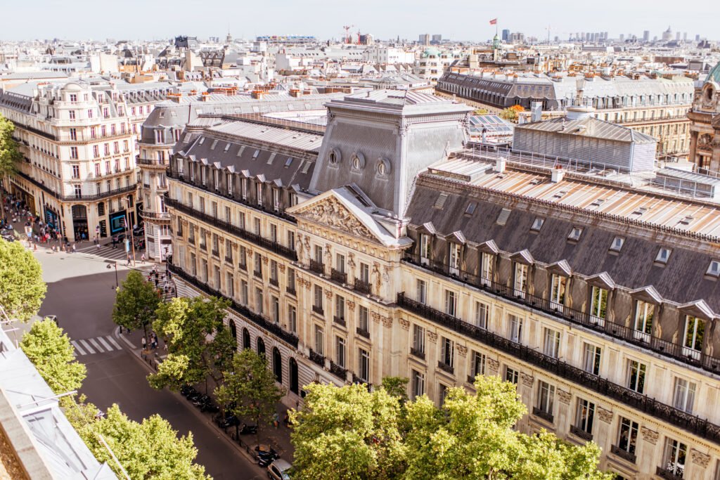 Quartier du Marais à Paris avec ses agences de communication créatives, studios de design et startups innovantes dans le 3ème arrondissement.
